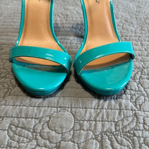 Michael Antonio teal stiletto heels - Picture 3 of 8